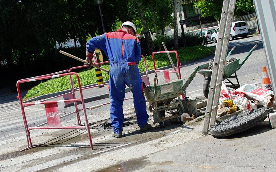 comment déboucher une toilette sans siphon Paris 11
