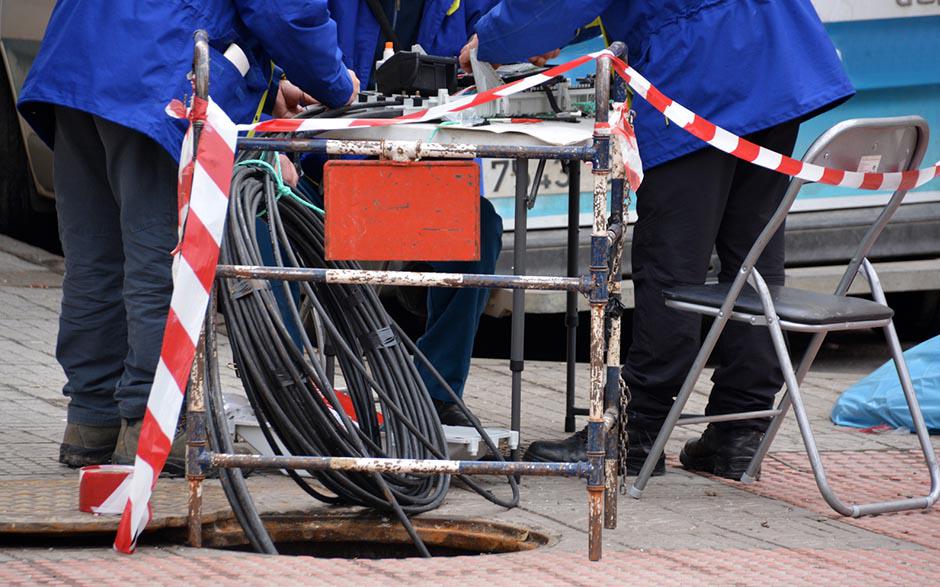 comment déboucher une toilette sans siphon Paris 11